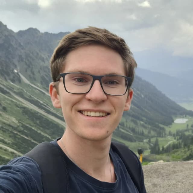 Yannis-Daniel Proschek